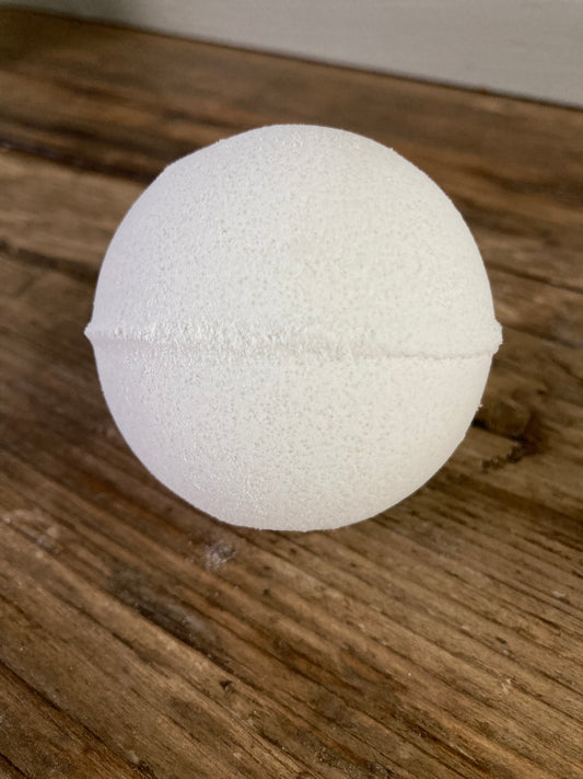 Tea Tree, Rosemary and Green Clay Bath Bomb